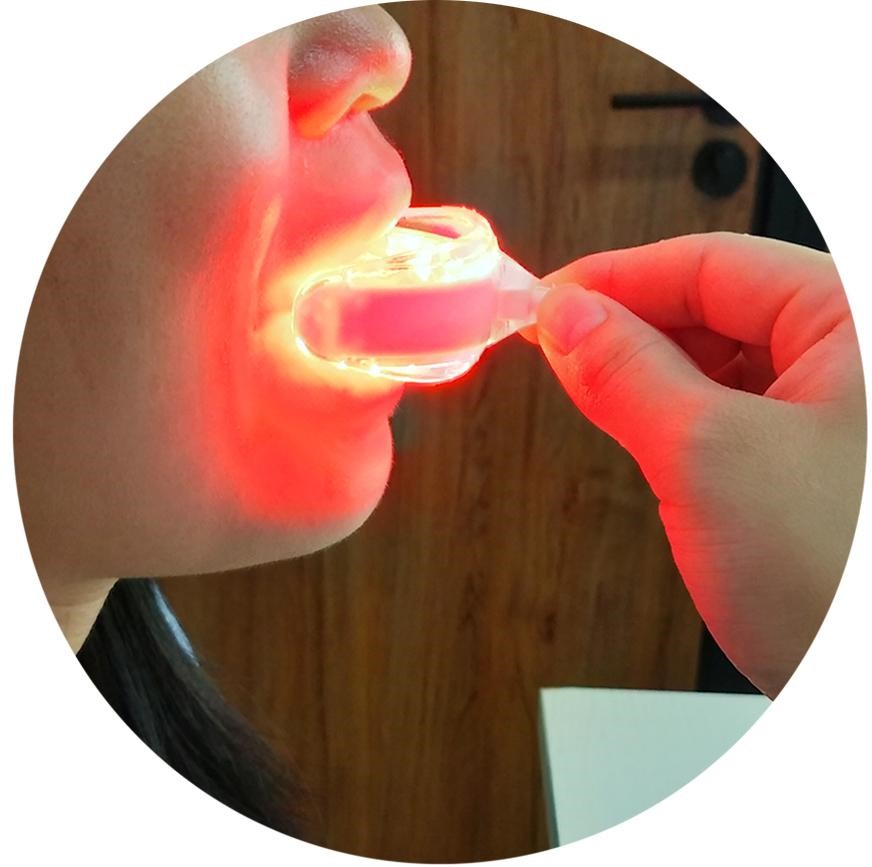 32 Red LEDs Mouthguard